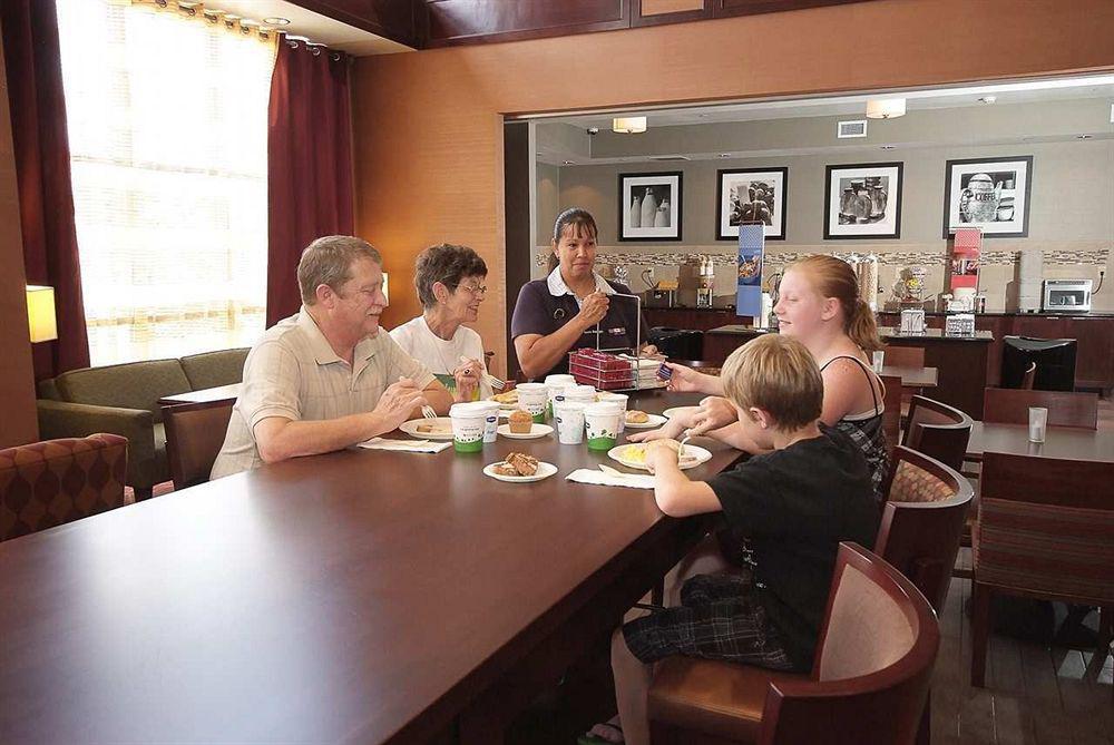 Hampton Inn & Suites Vineland Restaurant billede